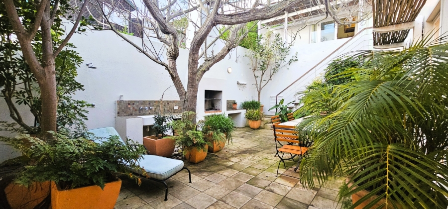 3 Bedroom Property for Sale in Middedorp Western Cape